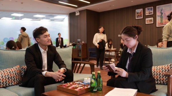 别再花钱抢签证号了！权威机构明确：代抢、加急预约服务都不可信